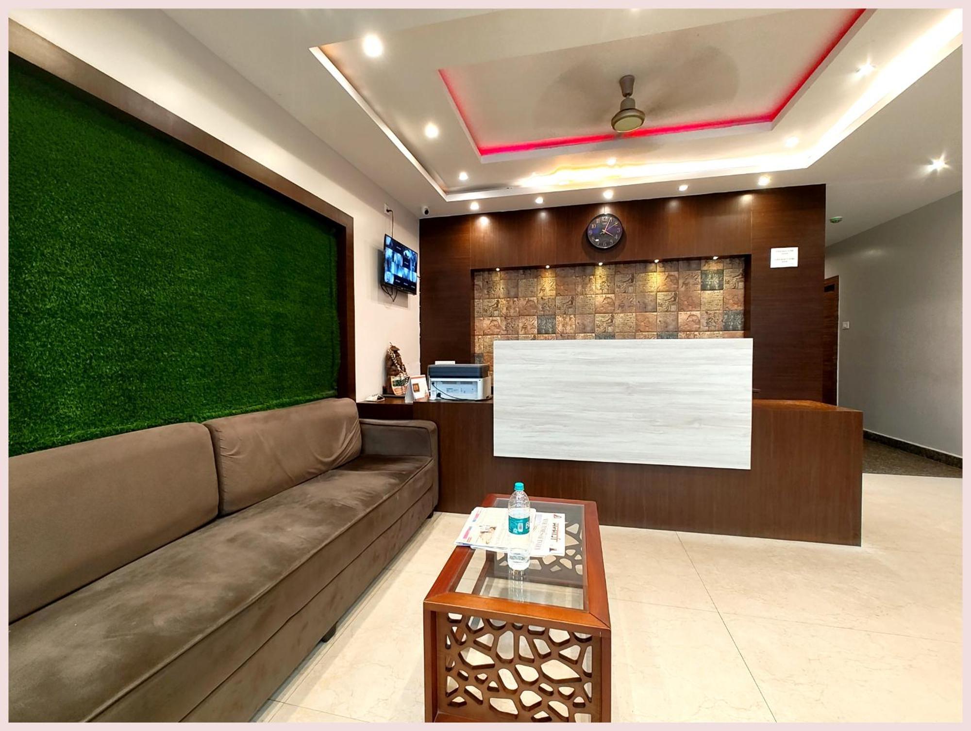 Home! Premium #town Near Golden And Shree Jagannath Temple - Fully-air-conditioned-with-lift-wifi-home Style-food Menu-and Parking Facilities - Excellent Customer Service Awarded - Seller Puri